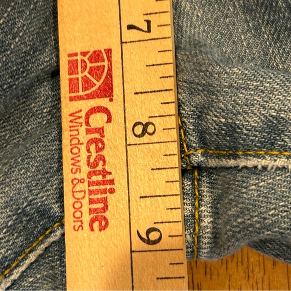 Abercrombie & Fitch Cuffed Crop Jeans 8 - Picture 9 of 10